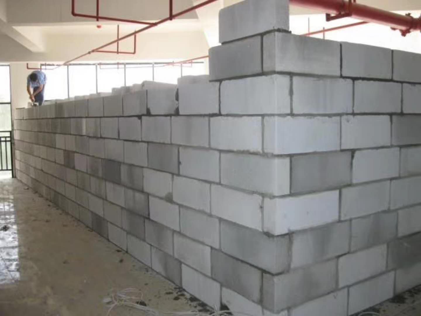 振安蒸压加气混凝土砌块承重墙静力和抗震性能的研究